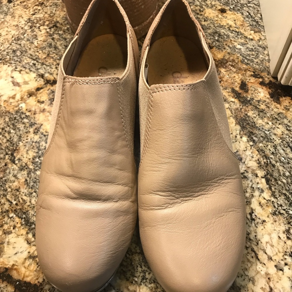 Women’s Tap Shoe